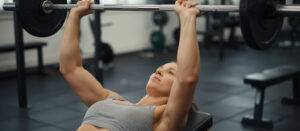 Como Evitar Lesões ao Fazer Tríceps Testa: Técnicas e Dicas